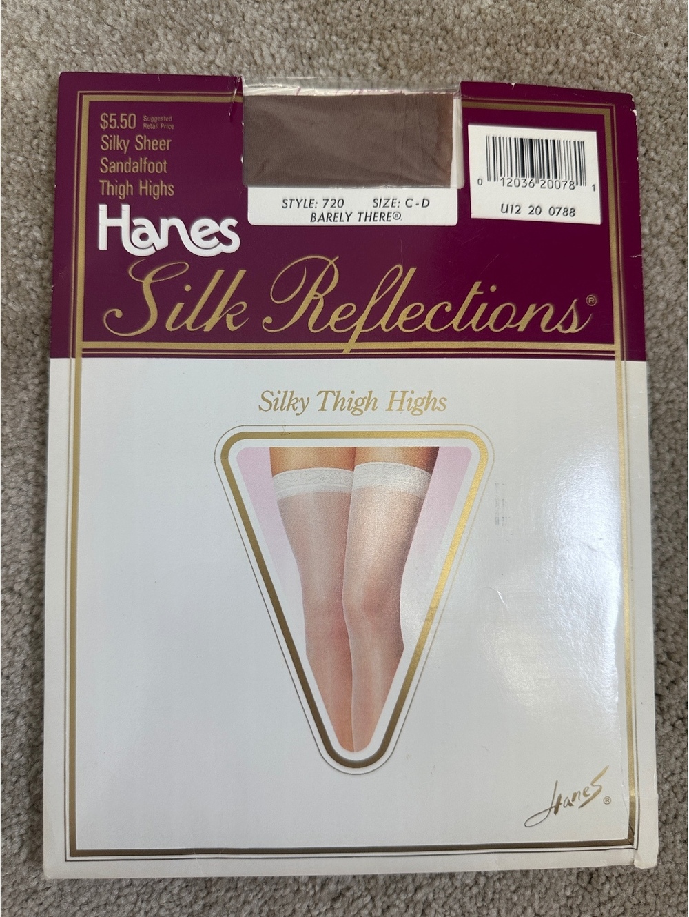 New VTG Hanes Silk Reflections Barely There Silky Sheer Thigh High Sz C-D